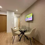 아파트 Living V