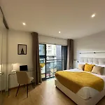 아파트 Living V 푼샬