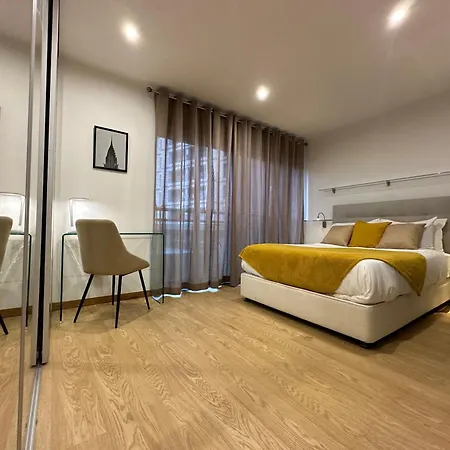 Living V Apartment