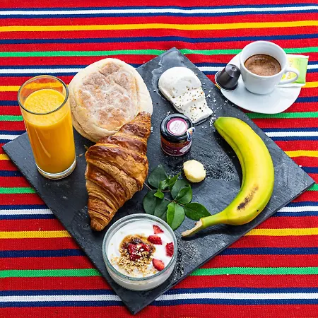 Living V * Φουνκάλ